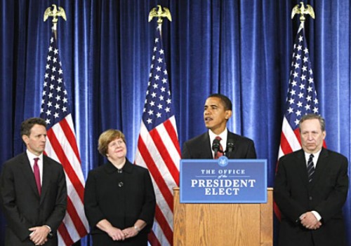 Presidente Obama presenta al equipo económico (a su derecha Crhistina Romer) Foto MARTINEZ MONSIVAIS /AP