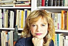 Por Itzel Velásquez, en la hora en que nadie parte