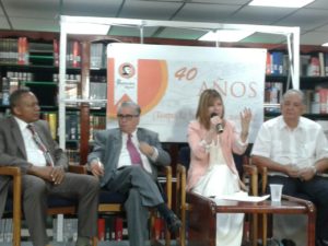 Panel Bayano 40 aniversario “Coyuntura política-mediática global: la experiencia suramericana y el papel de los medios alternativos” 