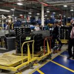 Trump amenaza con castigar a las empresas que abandonen EEUU