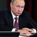 Vladímir Putin habla de tres posibles causas de la explosión en el metro de San Petersburgo