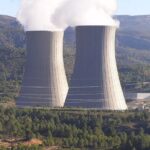 Si hay que quitar algún impuesto que sea al Sol, no a las nucleares