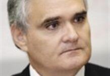 Quijano desmiente su renuncia