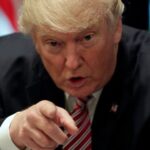 Chomsky: Donald Trump nos acerca al Juicio Final