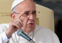 Francisco, hay que abolir el celibato