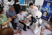 Enfoque de China: Medicina tradicional china vibra con novedosa tecnología