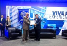 Reconocimiento por promover el desarrollo de la “Excelencia Académica” en sus estudiantes