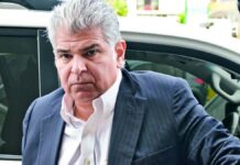 Llaman a juzgar a presidente panameño por traición a la Patria