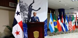 Rector de la Universidad de Córdoba insta a las universidades a ser más activas en la resolución de problemas sociales