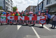 Obreros marchan en defensa de la soberanía de Panamá y de la CSS