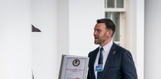 ¿Por qué Musk relaciona a Trump con los archivos Epstein?