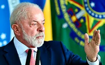 Lula habló en el foro progresista español y mostró su apoyo a Cristina