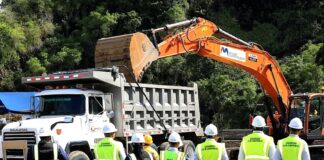 La mano de obra foránea que patea la paila a los panameños