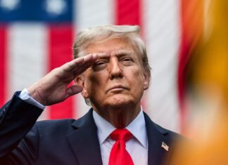 Donald Trump revela qué habló con Gianni Infantino para salvar de la sanción a Folarin Balogun ante Bélgica en el Mundial