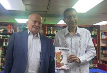 Manuel Orestes Nieto resalta la obra de Carlos Midence, de Nicaragua