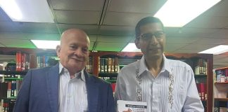 Manuel Orestes Nieto resalta la obra de Carlos Midence, de Nicaragua