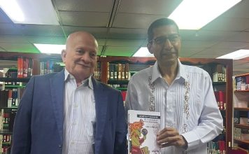 Manuel Orestes Nieto resalta la obra de Carlos Midence, de Nicaragua