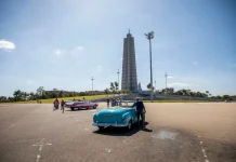Crea CIA en secreto grupo de trabajo sobre Cuba; busca cambios