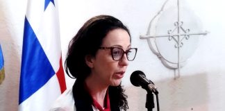 Documental brasileño sobre Cuba cautiva a amantes de la paz en Panamá