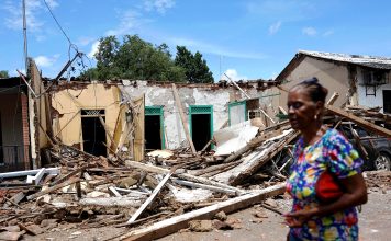 Terremoto saca a la superficie la inequidad y la miseria humana